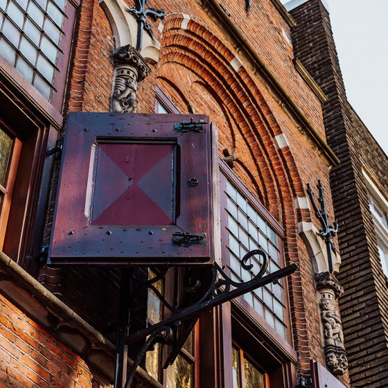 Dutch Era Dordrecht fa&ccedil;ade Voorstraat