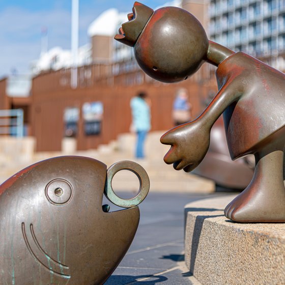 Fairytale sculptures by artist Tom Otterness on the Scheveningen boardwalk