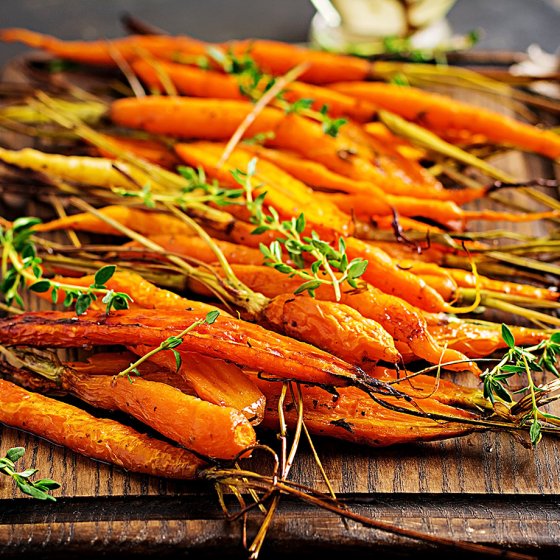 Baked organic carrots with thyme, honey and lemon.