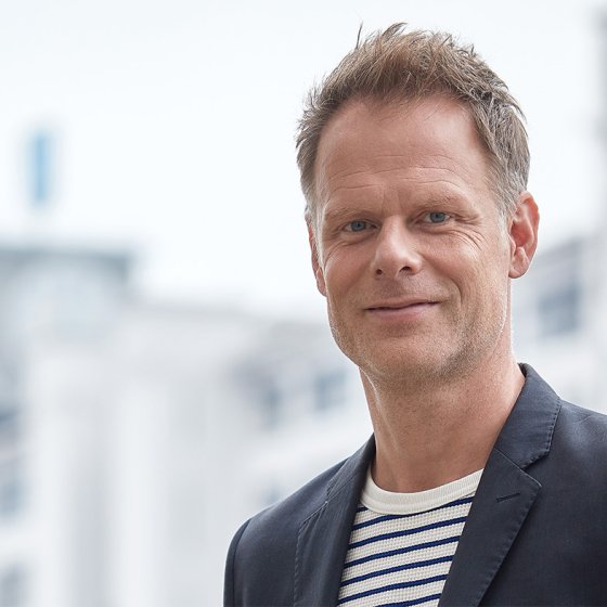 Portrait photo Martijn Paulen directeur van de Dutch Design Foundation