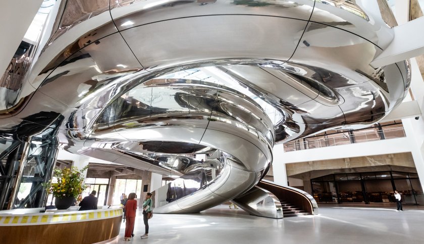 Fenix Rotterdam met de Tornado op de achtergrond