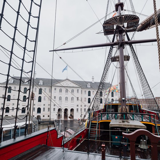 VOC ship Scheepvaartmuseum Amsterdam
