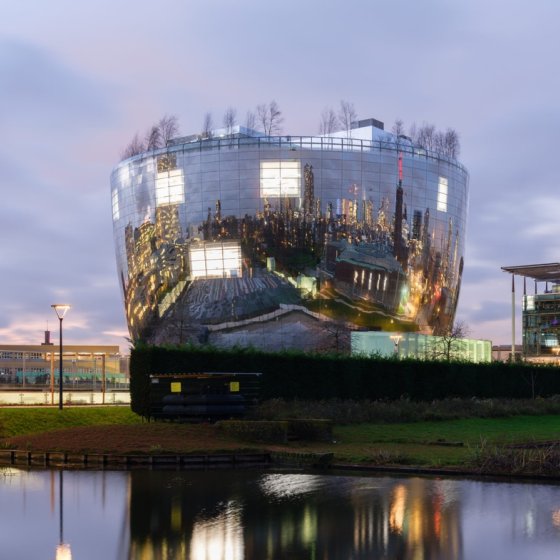 Depot van Boijmans van Beuningen spherical design covered with mirrored plates