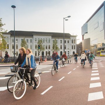 Cyclists crossing at Tivoli Vredenburg