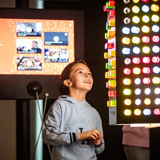Exhibition: &lsquo;Feest&rsquo; at the Limburgs Museum