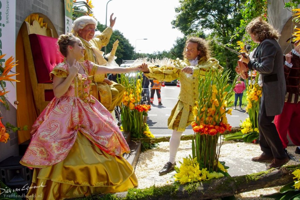 Flower Parade Rijnsburg, einer der ältesten Blumenkorsos von Holland